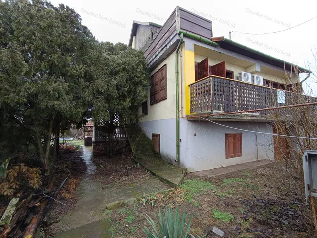 Eladó ház Szajol 148 nm