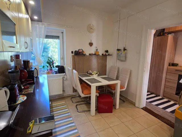 Eladó lakás Szolnok 69 nm