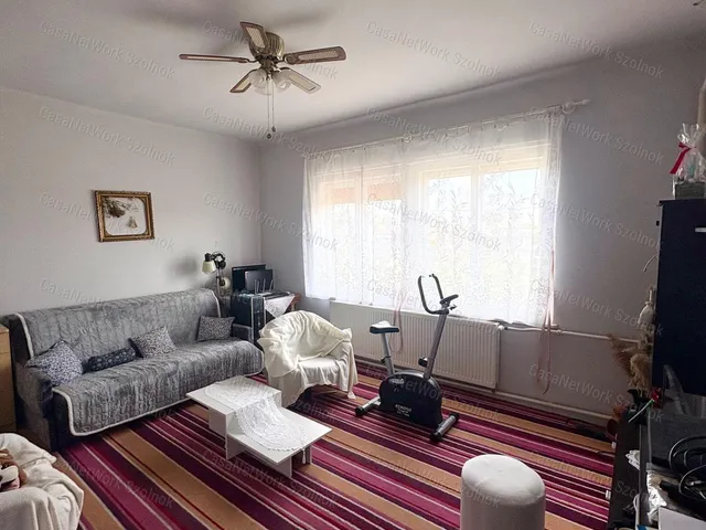 Eladó ház Újszász 110 nm