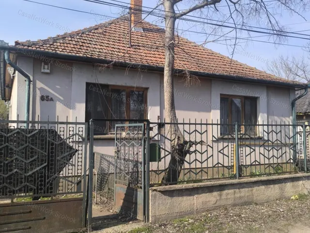 Eladó ház Szolnok 90 nm