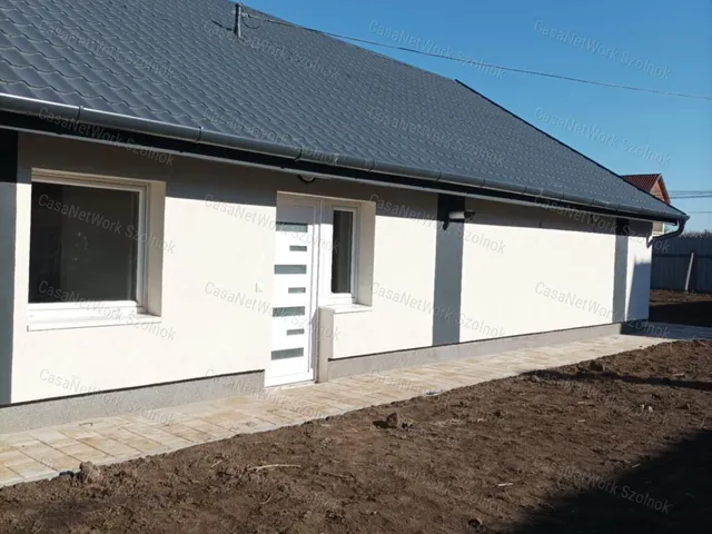 Eladó ház Szolnok 100 nm