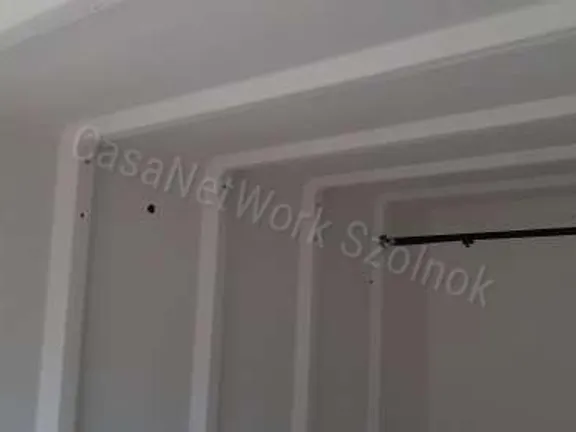 Eladó garázs Szolnok 16 nm