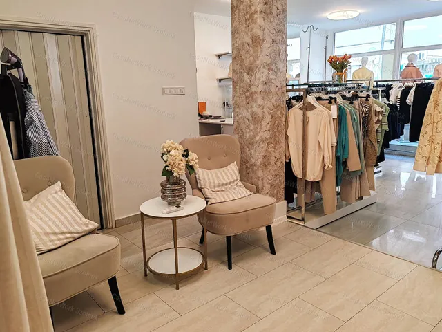 Eladó kereskedelmi és ipari ingatlan Szolnok 59 nm