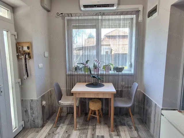 Eladó ház Szolnok 70 nm