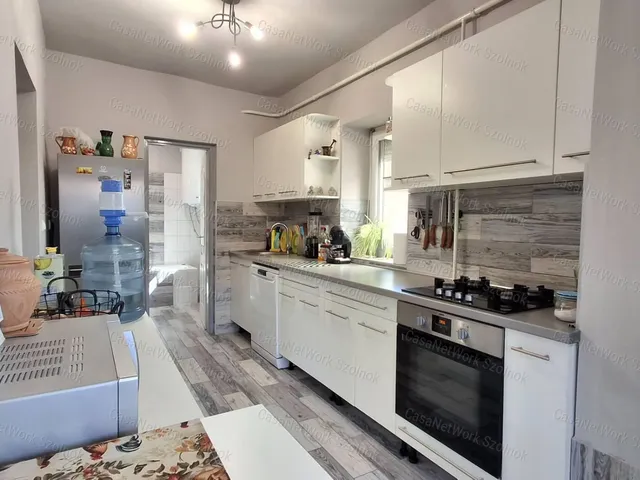 Eladó ház Szolnok 70 nm