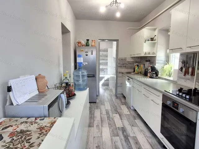 Eladó ház Szolnok 70 nm