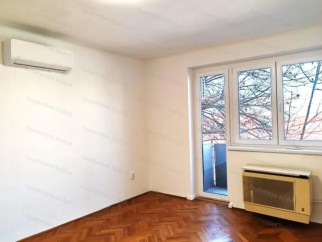 Eladó lakás Szolnok 51 nm