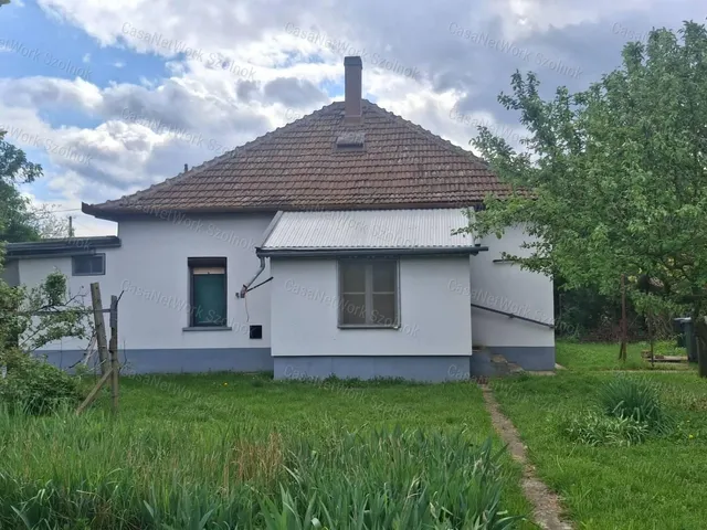 Eladó ház Szajol 78 nm