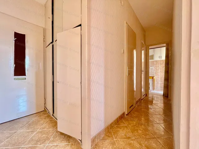 Eladó lakás Szolnok 49 nm