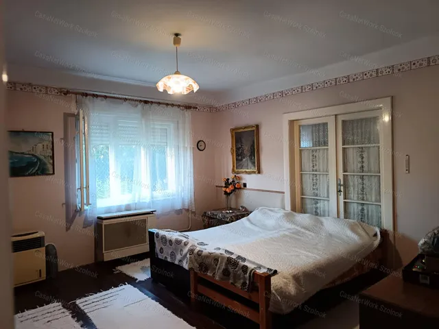 Eladó ház Tiszaföldvár 102 nm