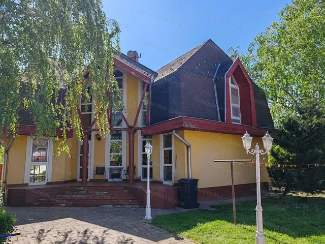 Eladó ház Kengyel 160 nm