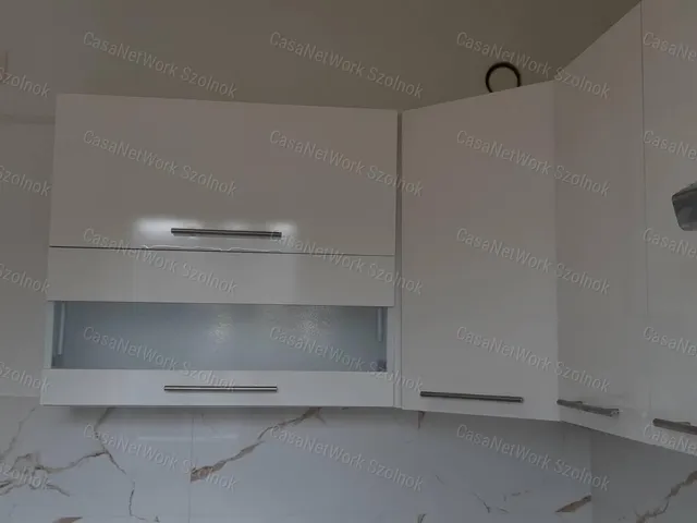 Eladó lakás Szolnok 54 nm
