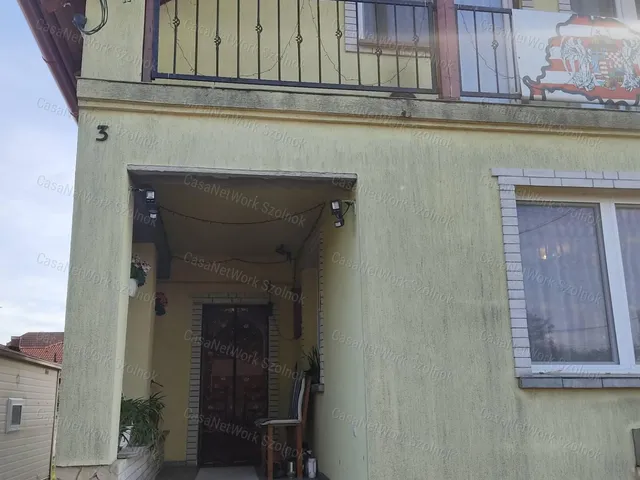 Eladó ház Farmos 198 nm