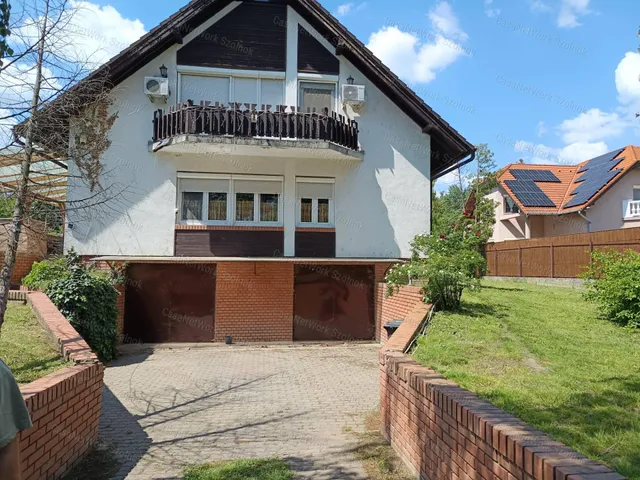 Eladó ház Szolnok 200 nm