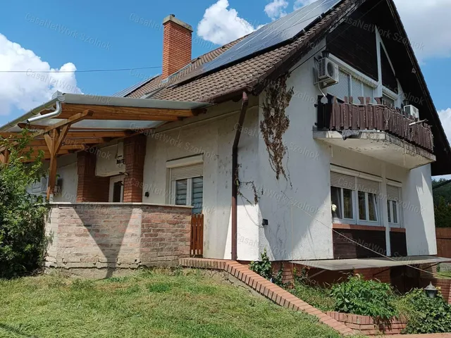 Eladó ház Szolnok 200 nm