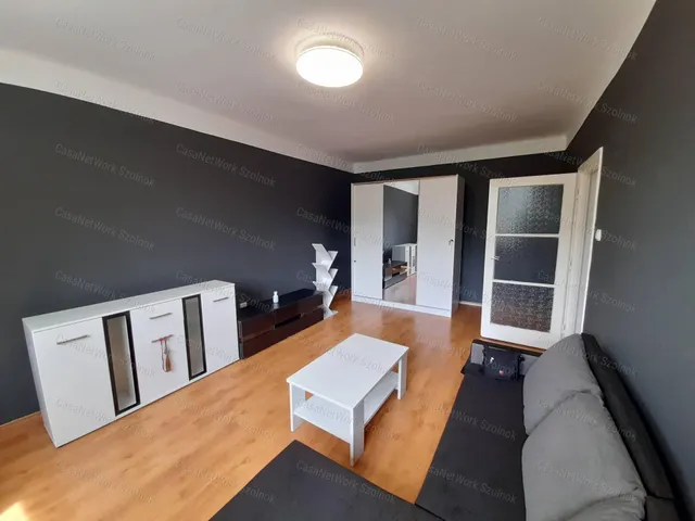 Kiadó lakás Szolnok 43 nm