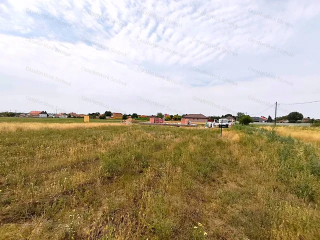 Eladó telek Szolnok 917 nm