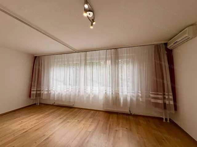 Kiadó lakás Szolnok 49 nm