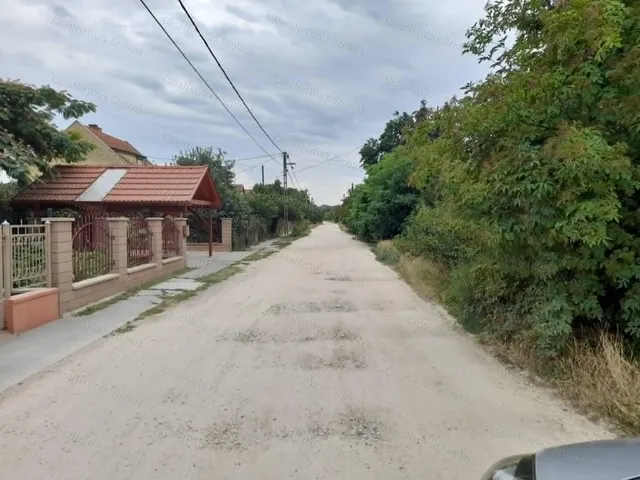 Eladó mezőgazdasági ingatlan Szolnok 8941 nm