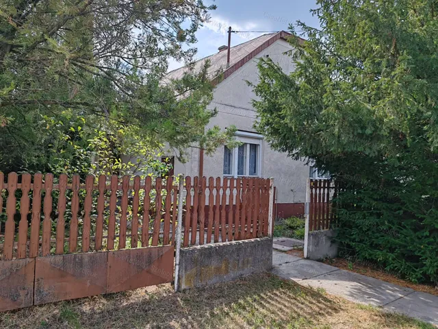 Eladó ház Zagyvarékas 110 nm