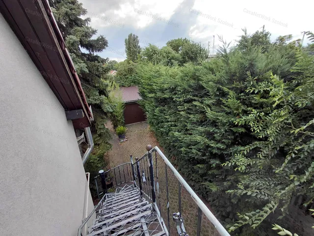 Eladó ház Szolnok 180 nm