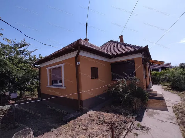 Eladó ház Abony 59 nm