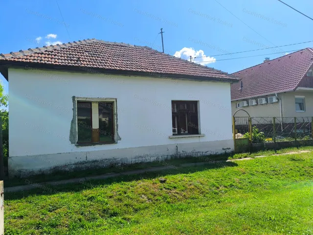 Eladó ház Rákóczifalva 45 nm