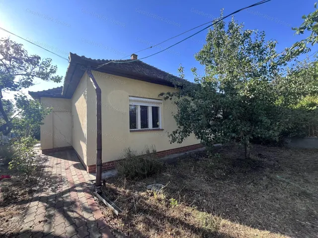 Eladó ház Szolnok 82 nm