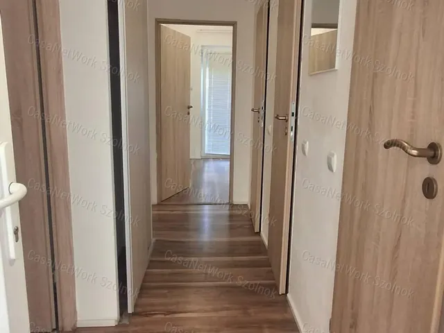 Kiadó lakás Szolnok 59 nm