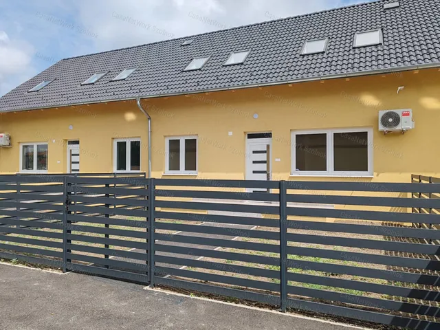 Eladó lakás Szolnok 103 nm
