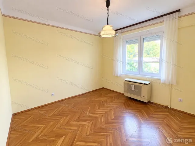 Eladó lakás Szolnok 56 nm