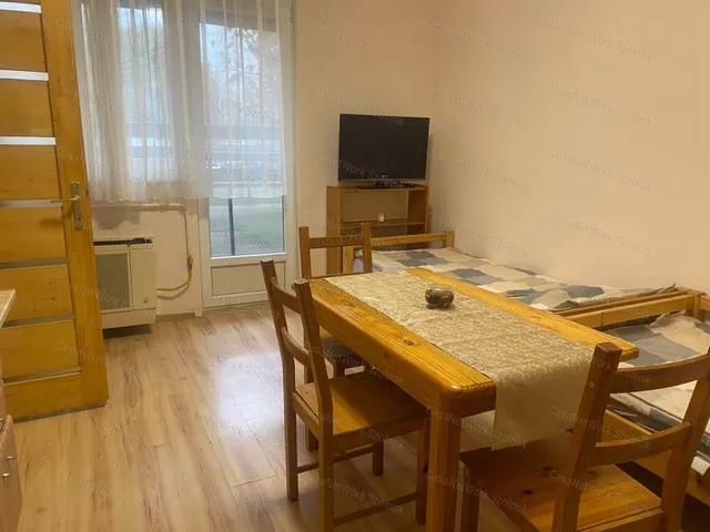 Kiadó lakás Szolnok 39 nm