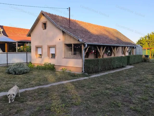 Eladó ház Cserkeszőlő 46 nm