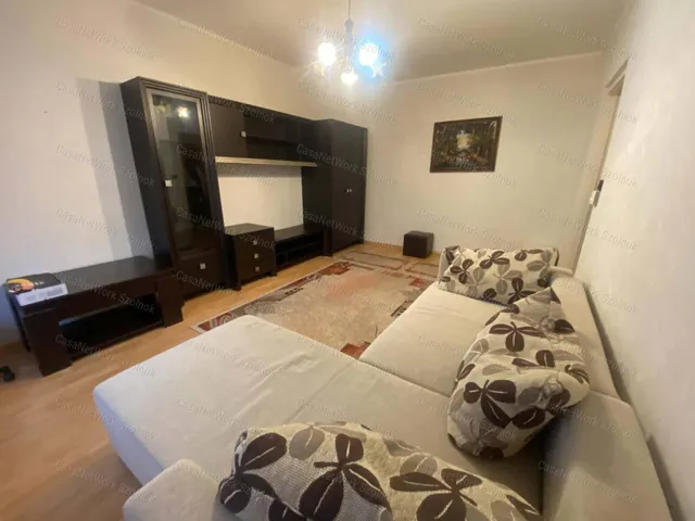 Kiadó lakás Szolnok 49 nm