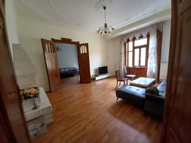 Kiadó lakás Budapest II. kerület, Országút 106 nm