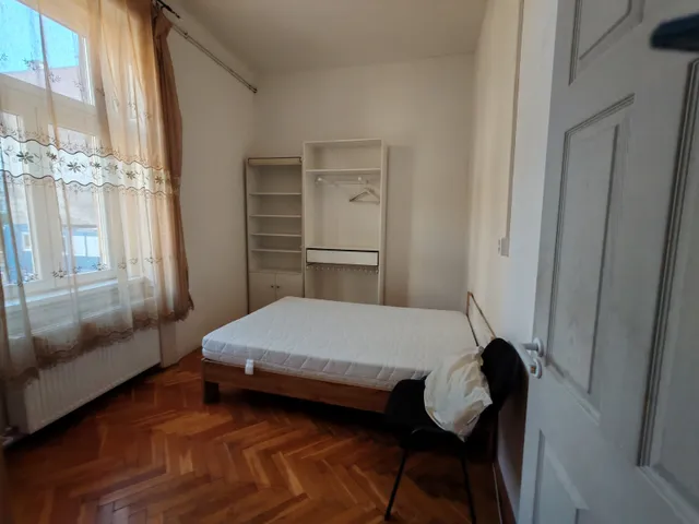 Eladó lakás Budapest VIII. kerület, Kálvária utca 120 nm