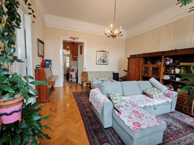 Eladó lakás Budapest VIII. kerület 102 nm