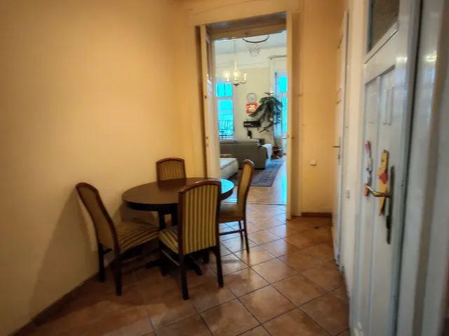 Eladó lakás Budapest VIII. kerület 102 nm