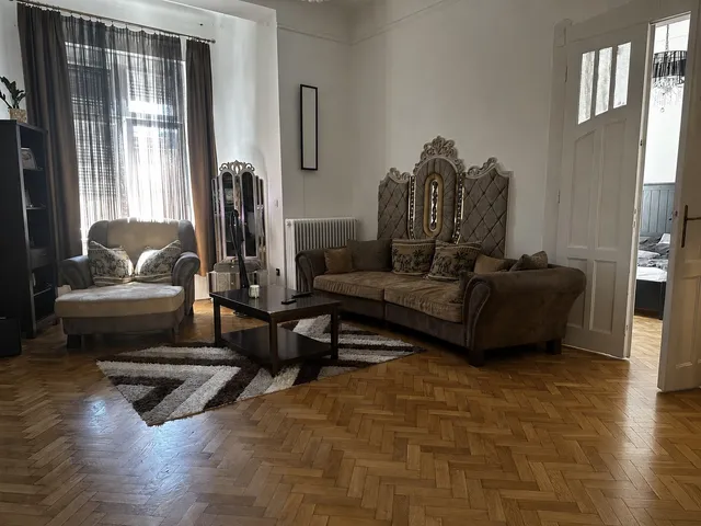 Eladó lakás Budapest II. kerület, Országút 122 nm