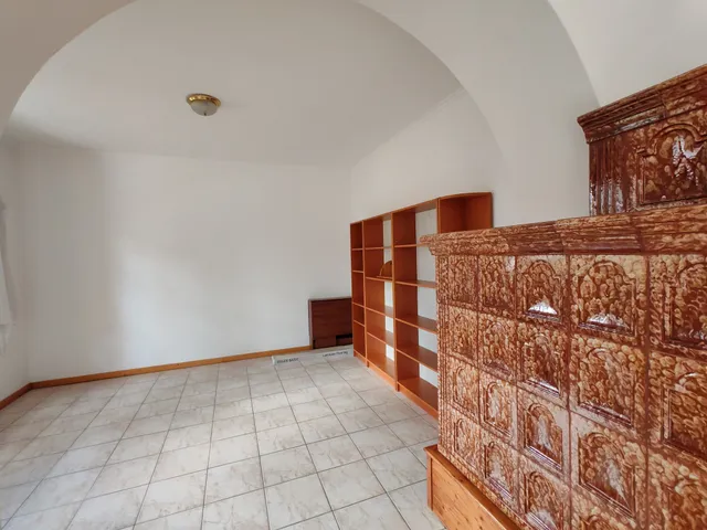 Kiadó ház Nagykovácsi, Bessenyőtelek utca 6 230 nm