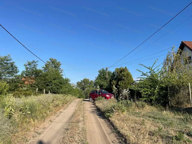 Eladó mezőgazdasági ingatlan Tura 898 nm