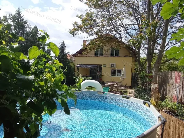 Eladó ház Szada 156 nm