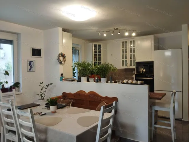 Eladó ház Veresegyház 125 nm