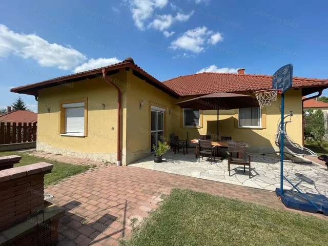 Eladó ház Erdőkertes 155 nm