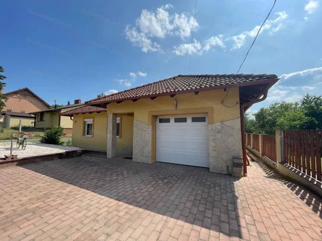 Eladó ház Erdőkertes 155 nm