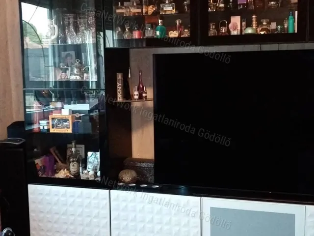 Eladó ház Fót 172 nm