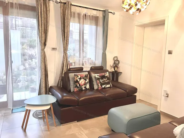 Eladó lakás Aszód 67 nm