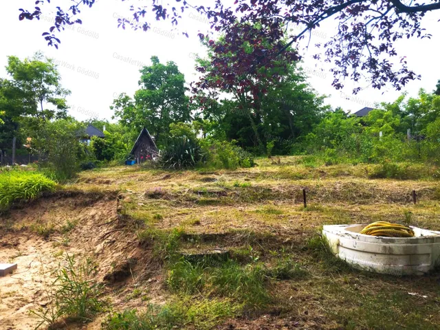 Eladó telek Veresegyház 796 nm