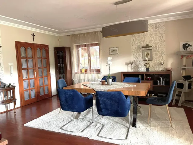 Eladó ház Gödöllő 180 nm