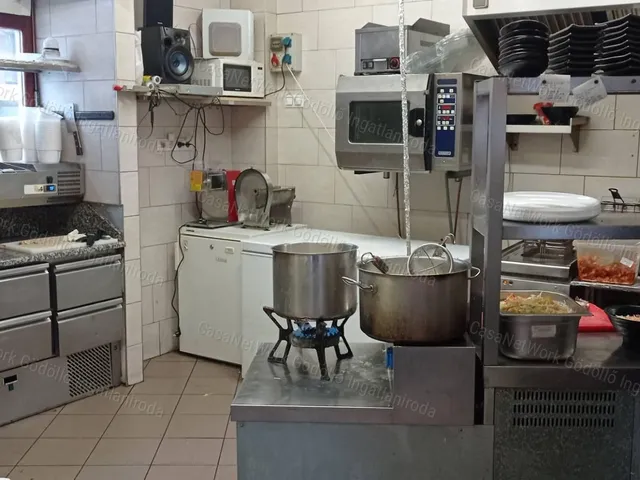 Eladó kereskedelmi és ipari ingatlan Gödöllő 143 nm